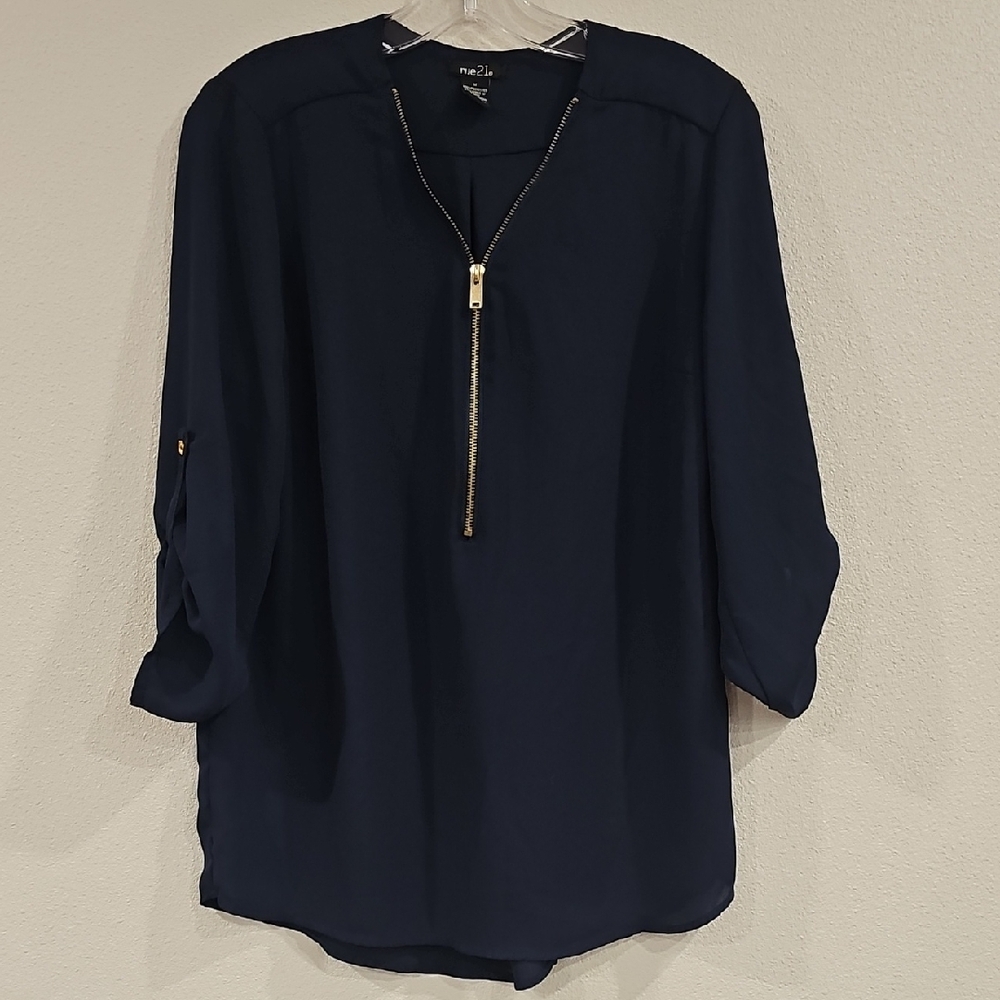 Rue21 Black 3/4 Sleeve Boxy Blouse